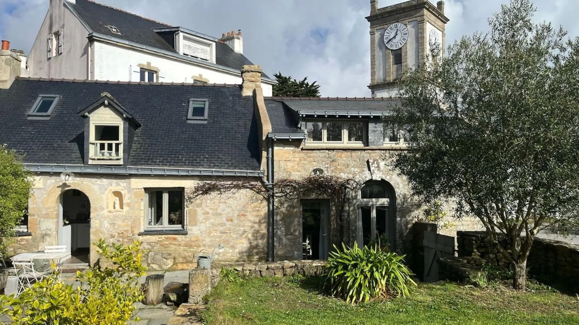 Ancienne Mairie De L'Ile-Aux-Moines Villa